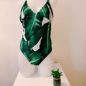 🌴 one piece bathing suit🌴